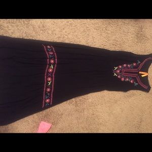 Embroidered maxi dress-medium